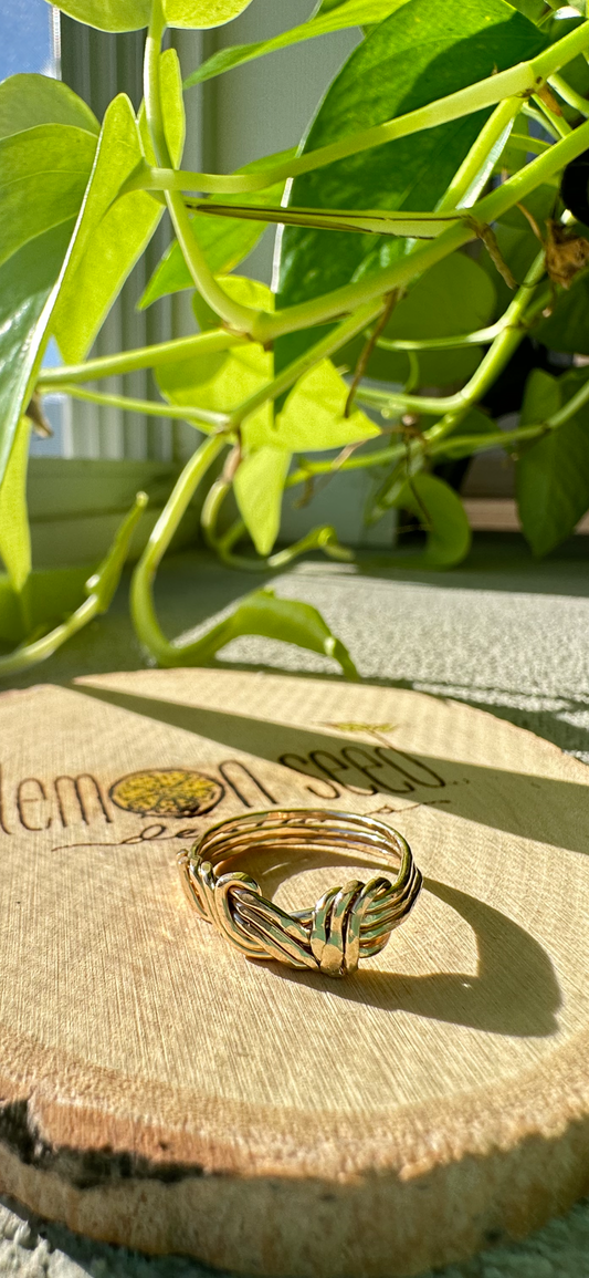 Twisted gold 14k ring