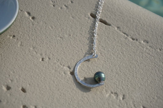 Tahitian Pearl Crecent